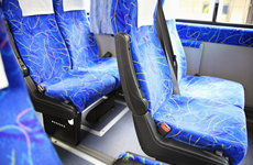 車 / バス / レンタカー